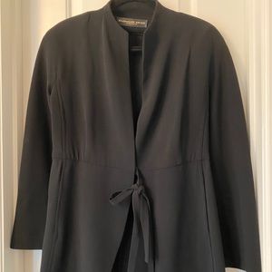 COPY - COPY - DONNA KARAN
BLACK WOOL WOMEN’S TOP KNOT-FRONT